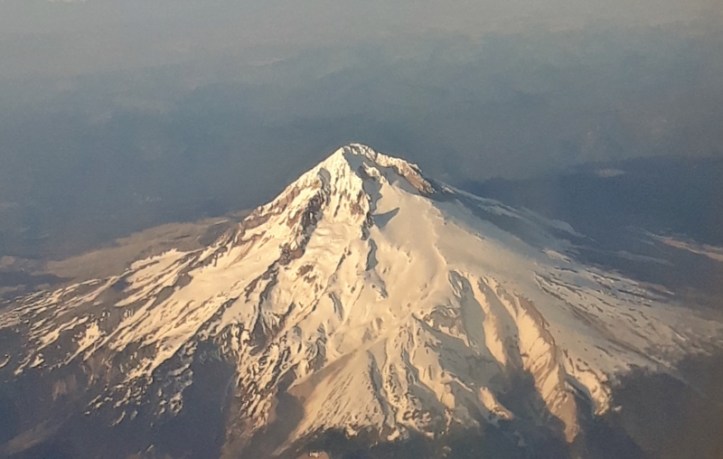 mount hood (800x508)